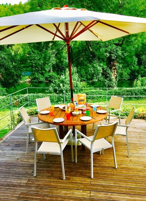 Dining deck overlooking the river 