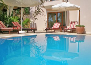Large terrace with sun all day  