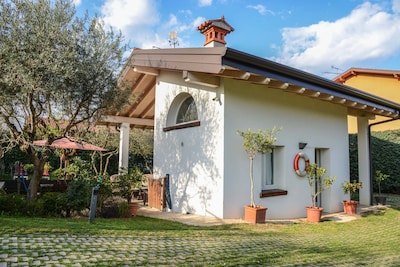 Holiday Villa Garda-Lake Caprapanca, in the countryside and very close to the lake