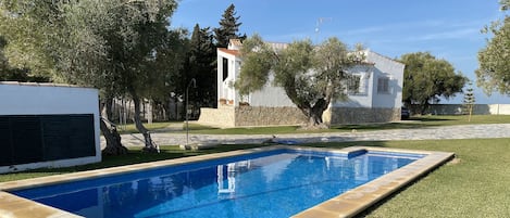 Piscina Privada de La Veguilla