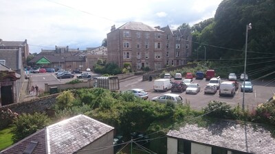 Bright, Homely Flat Overlooking Rothesay Bay