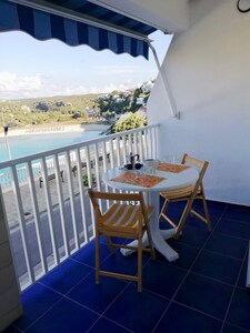 Cala en Porter - Sea view apartment, 4 beds, 2 bedrooms