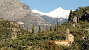 The Mighty Taygetos Mountains (2407 m). To the left the Beach. Walkers Paradise?