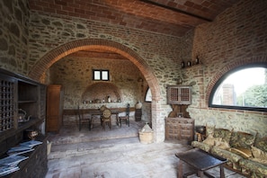 old cowshed-common living room