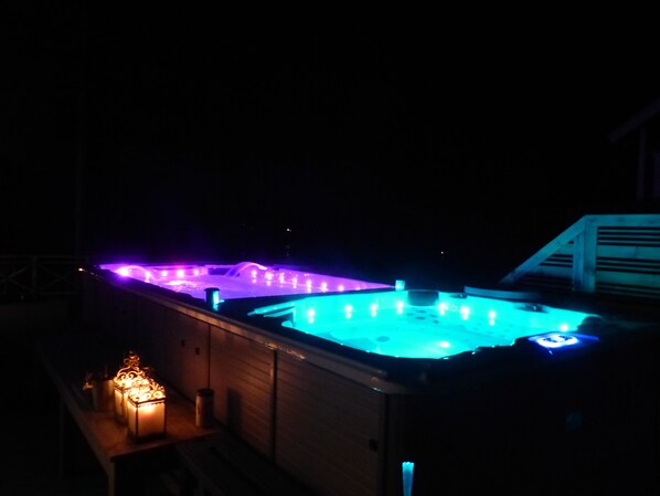 Private pool & Jacuzzi