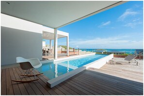 Grande Terrase - Vue  St Barth, Pinel et Cul de Sac Photo  Steven Planchard