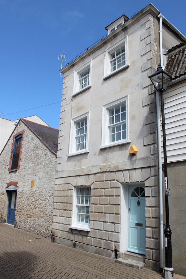 Front Facade of Devenish House