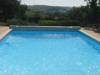 Casa de carácter restaurada, tranquila y relajante con piscina