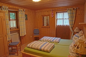 Schlafzimmer EG