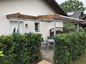 Überdachte Terrasse
