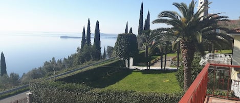 Ausblick über die Isola del Garda