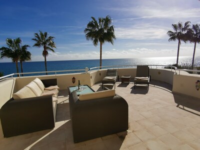 Direct access to the beach, pool, panoramic view, 100sqm terrace 