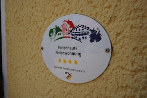 Unclassified image, 3 of 36, button