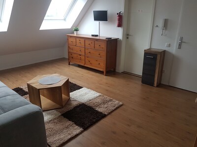 Apartamento completo en Dusseldorf: 45m ² subterráneo cerca de A4