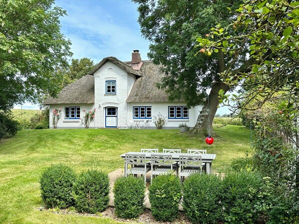 Ferienhaus Deichgut - Urlaub in Alleinlage nahe St. Peter-Ording und der Nordsee