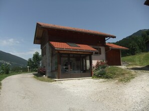 LE CHALET