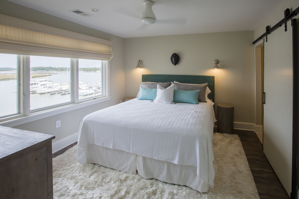 Spectacular Seabrook Island Villa, unlike any other, includes Club access