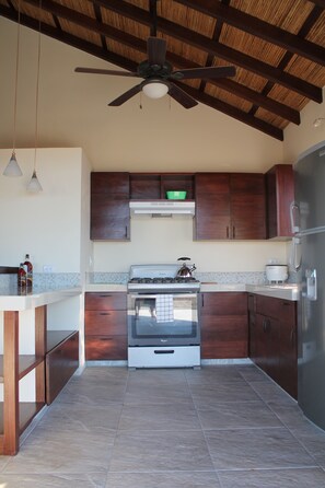 Kitchen Casa Purpura