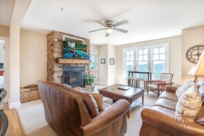 Living Room--- Cozy Fireplace, TV, Mountain View 