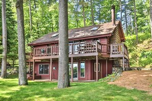 View of backside of cabin.