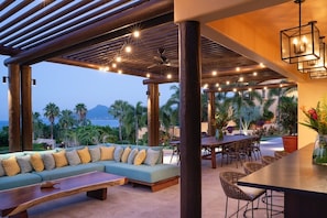 True indoor outdoor living.