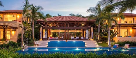 Casa Querencia is perfect for families and large groups.