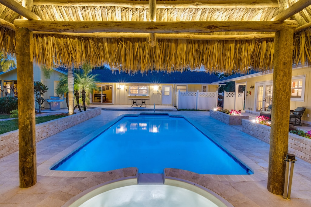 jupiter community pool