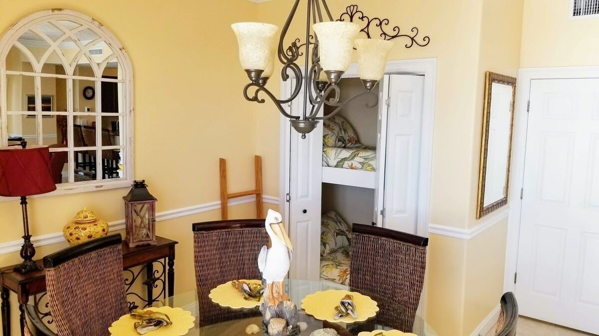 Gorgeous Gulf Views – 40 Ft Balc with Beautiful furn; New Bath Walk-In Showers!