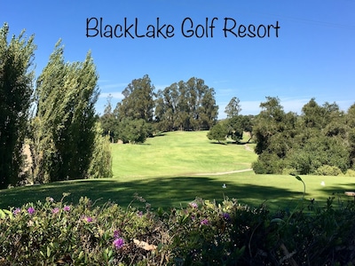 Black Oak House ~Near 3 Golf Resorts~ Dunes & the Beach~ Pet Friendly~ Quiet