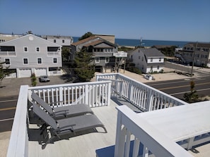 Roof Deck w/ Ocean View