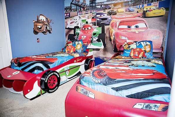 Lightning McQueen and Francesco Bernoulli race to see who can sleep the fastest