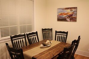 Dining Room
First Floor