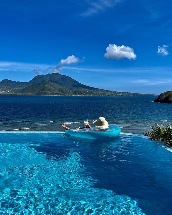 The perfect way to spend your holiday.
Unobstructed Ocean and Nevis views.