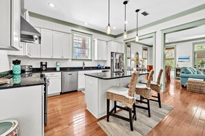 1st FL Kitchen w/Large Island