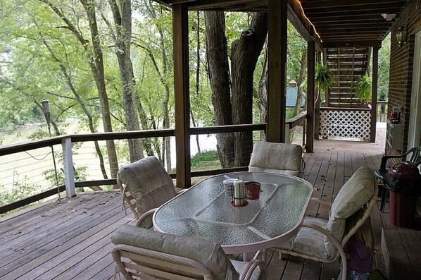 Deck overlooking the Kentucky River