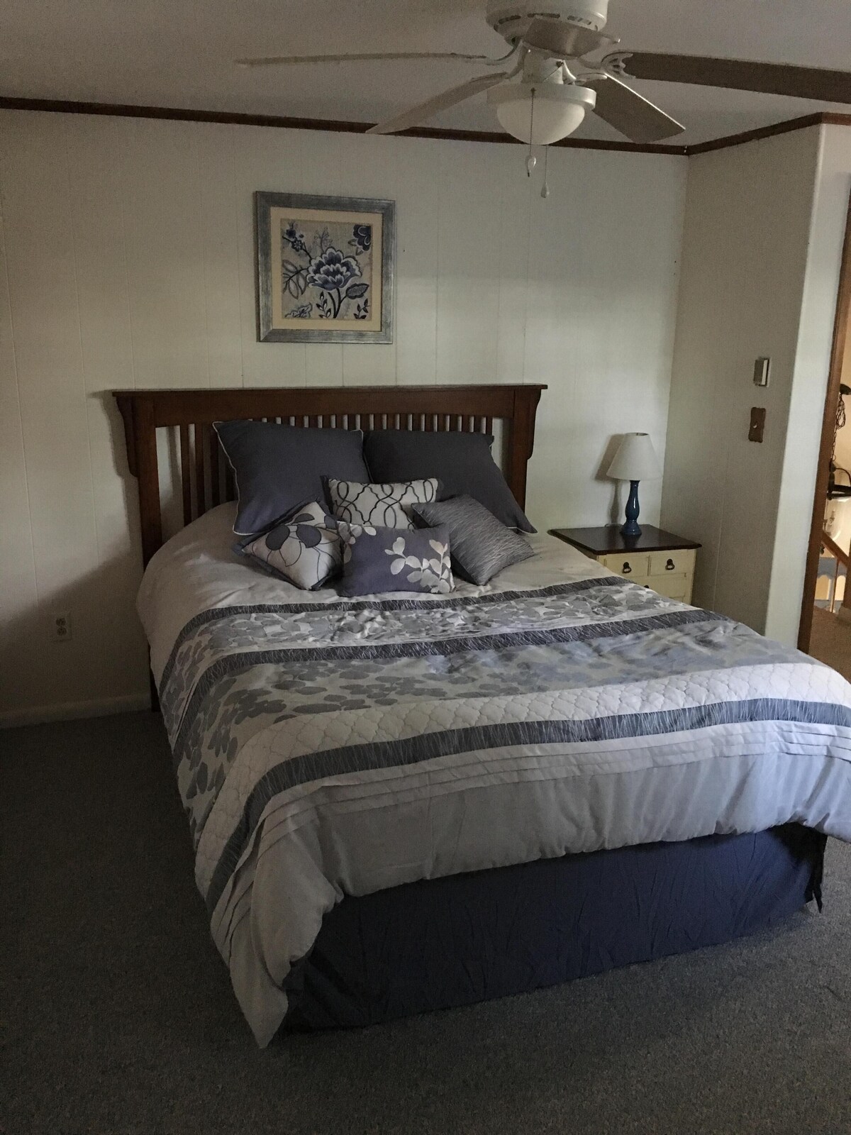 Private Oneida Lake Getaway