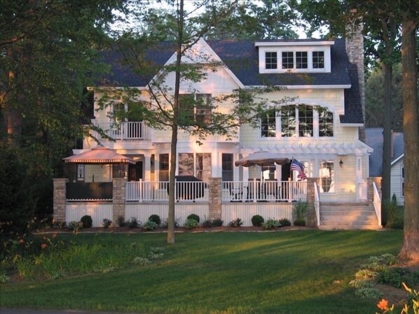 Front of Home Facing Lake Michigan