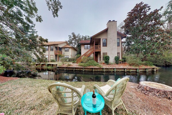Harbour Oaks 213 - relaxing village community