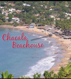 Casita, steps to the sand.