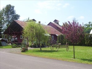 Old River Granary Barn