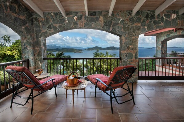 Breathtaking views in every direction! 