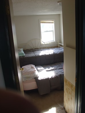 Bedroom 3 with two twin sized (trundle) beds