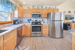 Surf or Sound Realty - 233 - Windsong - Kitchen -3