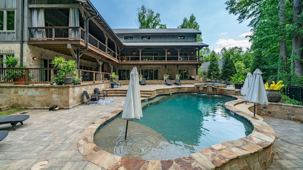 Stunning Back Yard