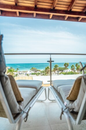 Lounge Chairs
