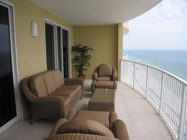 300 Square Feet Balcony facing the ocean
Accessible from Master bedroom & Living