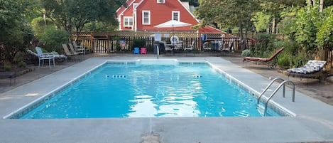 YOUR OWN HEATED POOL