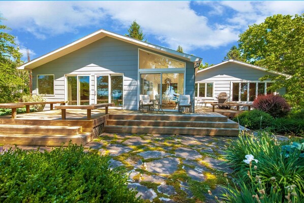 Terraced deck and lush gardens facing Lake Michigan.