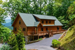 Exterior view of the Asheville Lodge