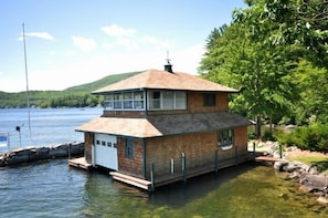 Boat House with living space, queen bed on second floor